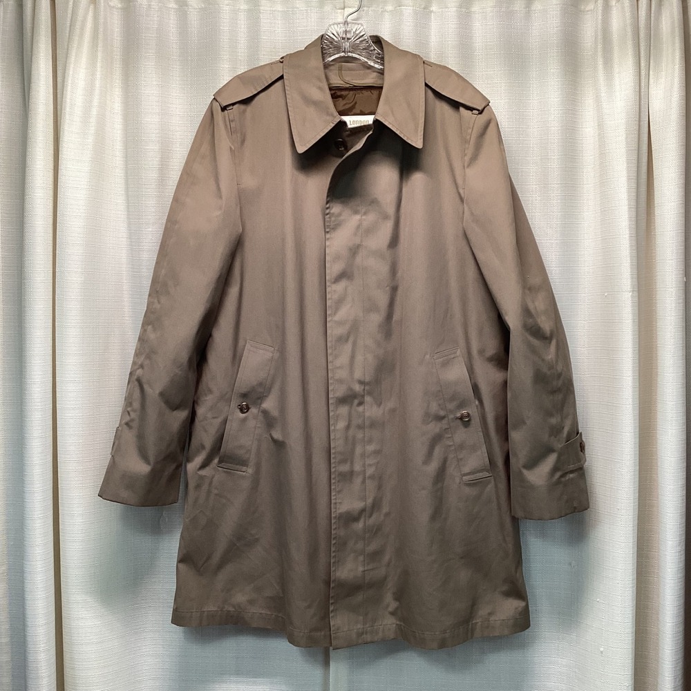 Vintage London Fog Maincoats Trench Coat Tan Khaki Zip Out Liner Mens 40R/M USA